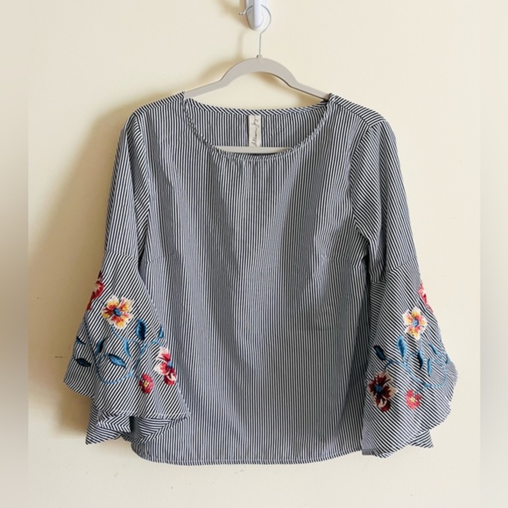 Allison Jay Striped Blouse embroidered floral bell sleeve S